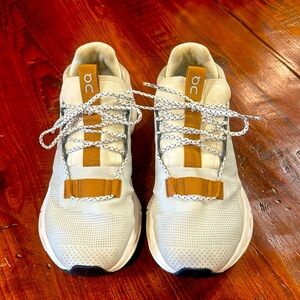 Women’s on running cloudnova 7.5